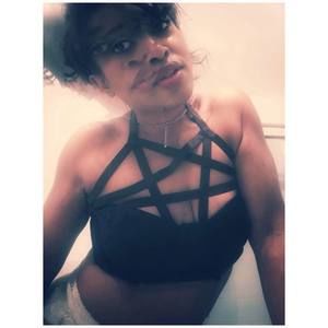 Meet your Posher, Renée